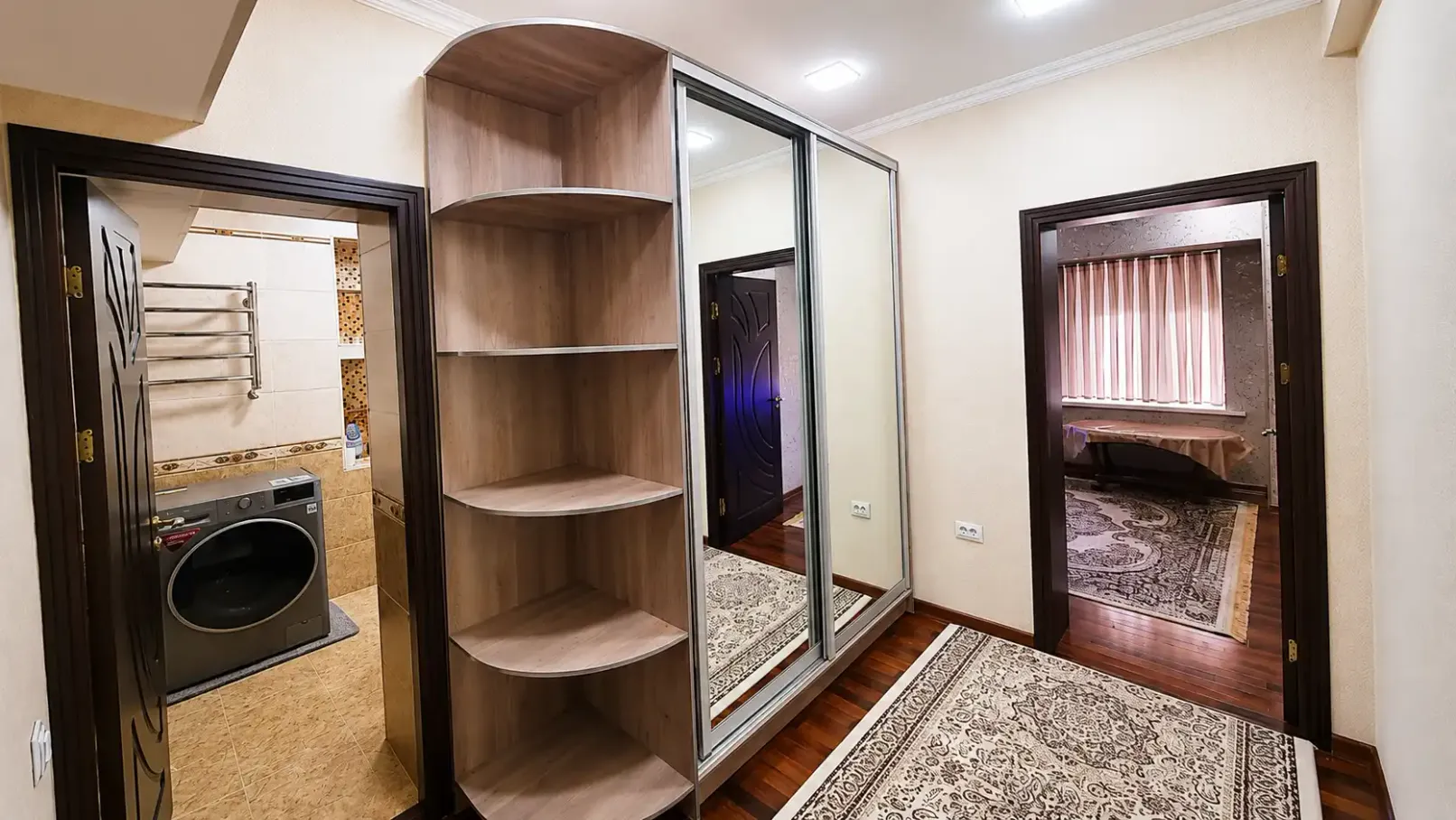 Amir Temur Avenue Apartment — photo 3